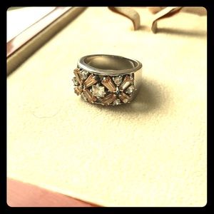 Sterling silver crystal design ring